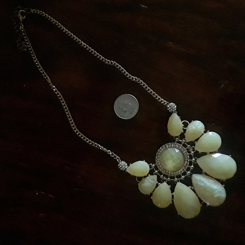 Stunning Statement - image 7